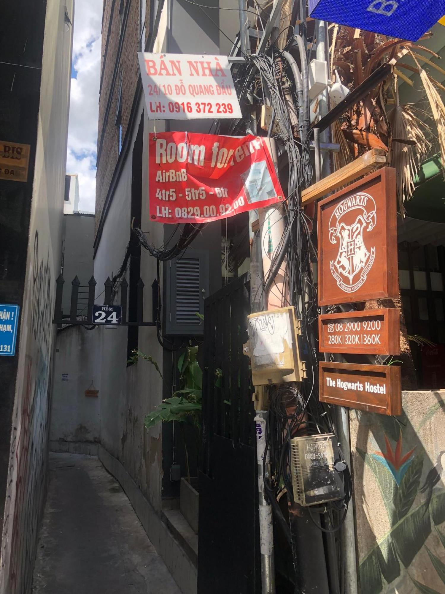 Aparthotel The Hidden Hogwarts - Nearly Bui Vien Walking Street Ciudad Ho Chi Minh  Exterior foto